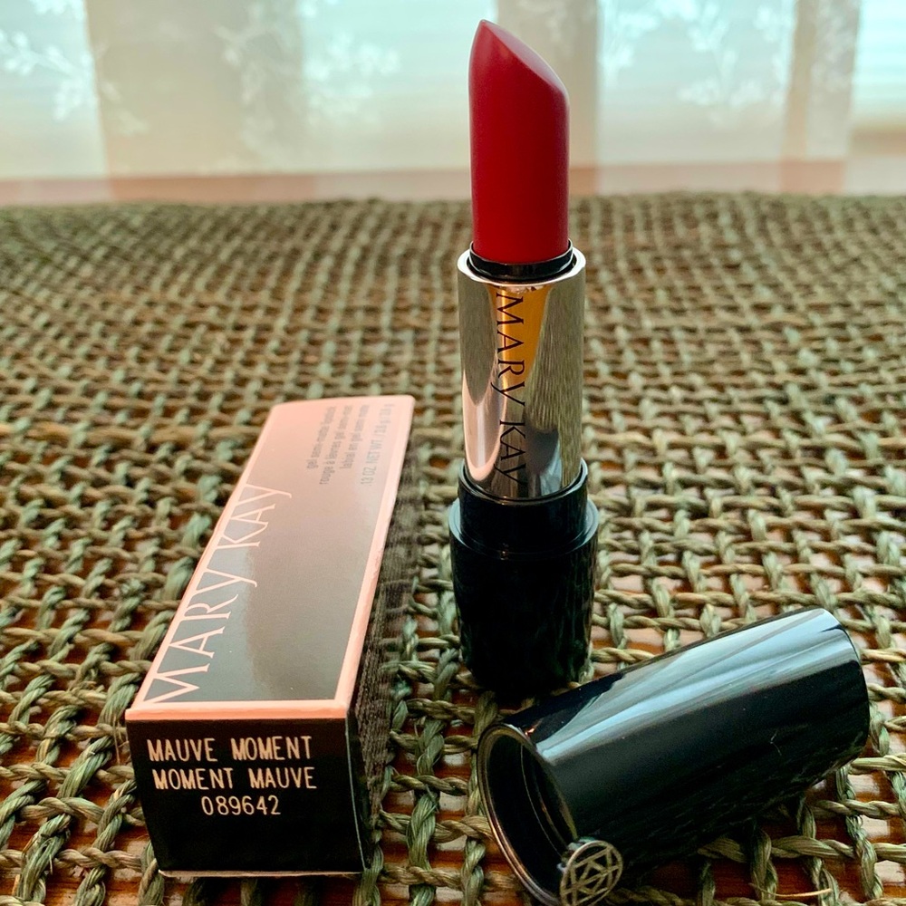 Mary Kay NIP “Mauve Moment” Gel Semi-Matte Finish Lipstick